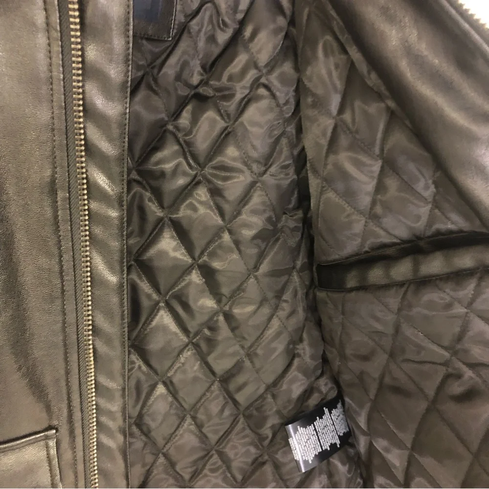 Tommy Hilfiger small leather jacket, new with tag - Picture 2 of 6